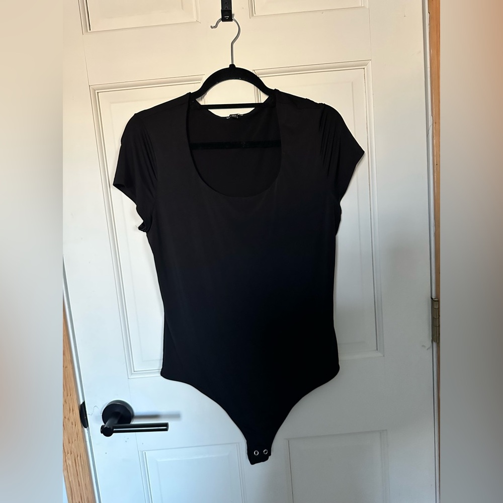 Express body contour bodysuit in size L